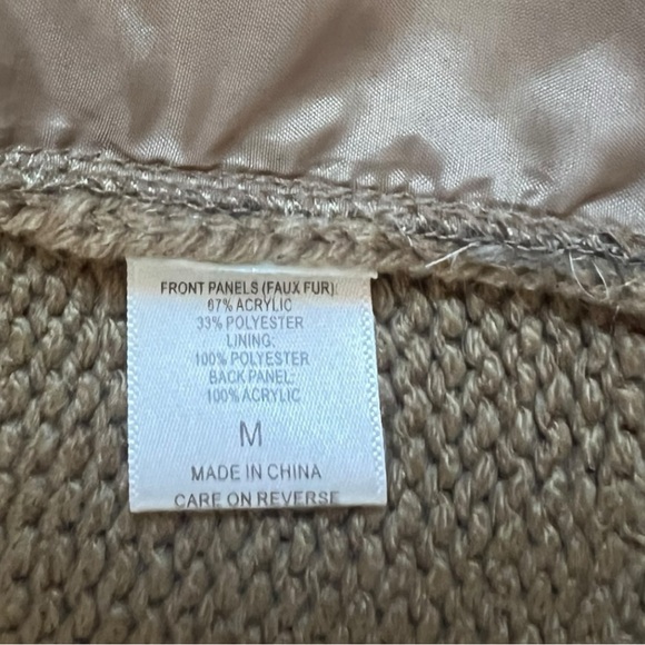 Cozy Eyeshadow Faux Fur Sweater Cardigan Vest Sz M - Picture 9 of 15